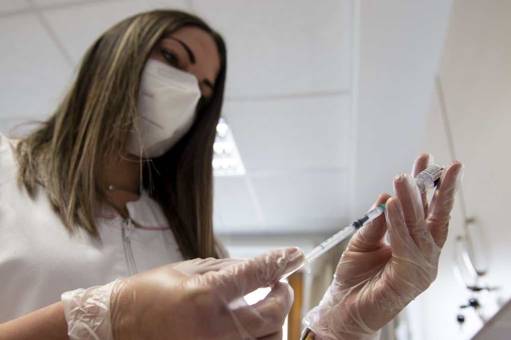 koronavirus-oltas-oltopont-vakcina