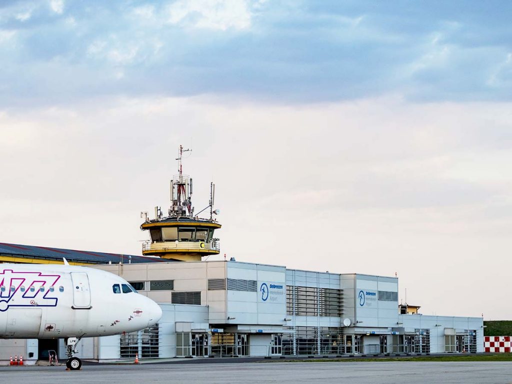 debrecen airport
