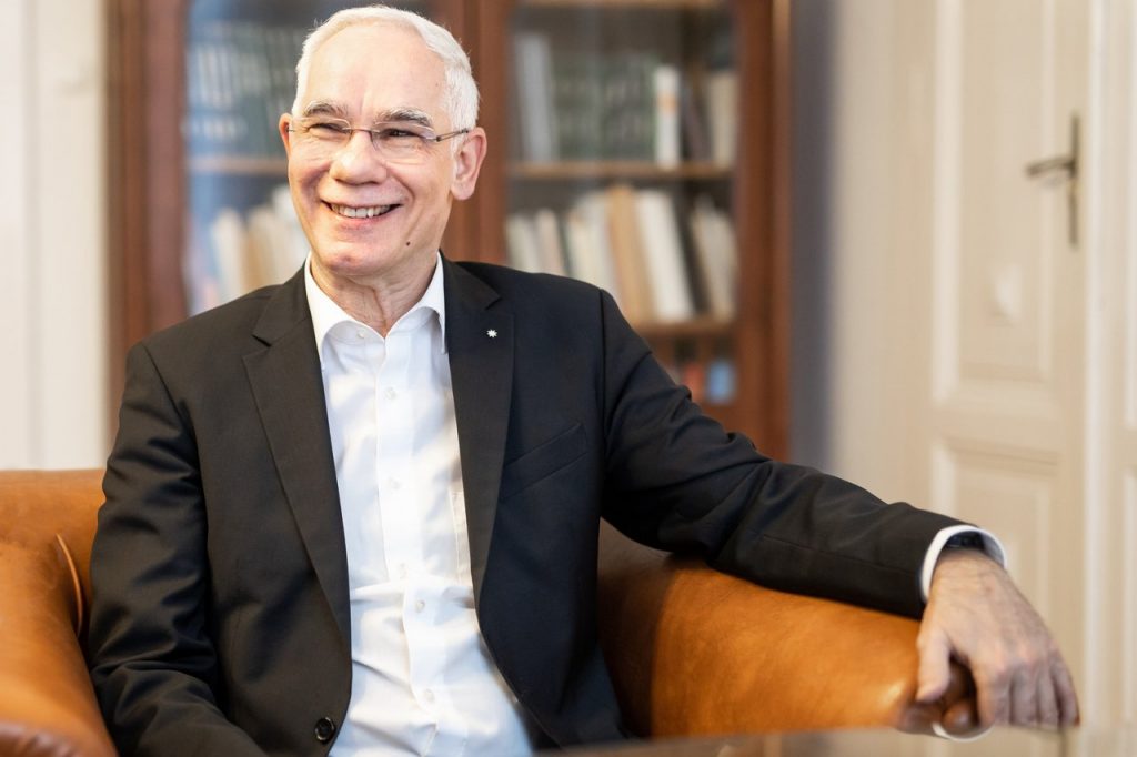balog zoltán református püspök