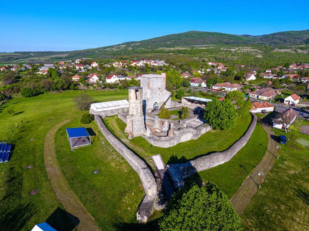 Kisnána