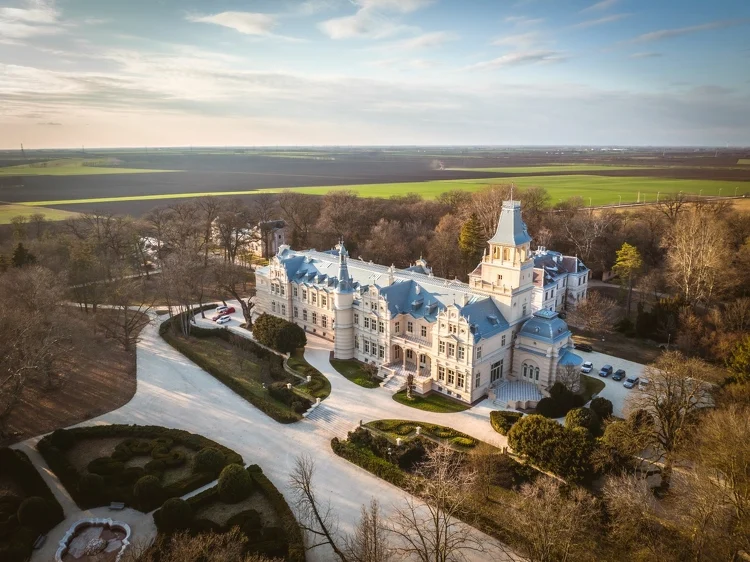 Szabadkígyós Wenckheim kastély békés megye