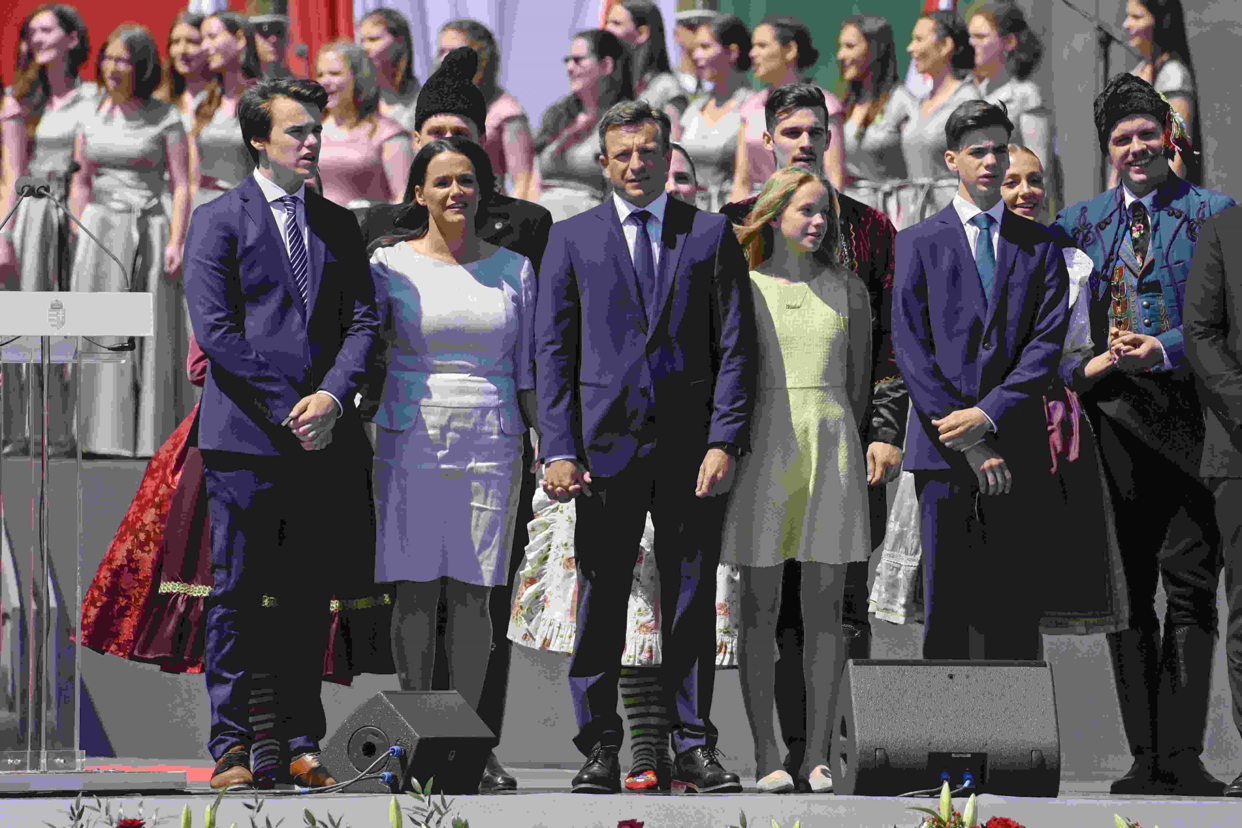 NOVÁK Katalin