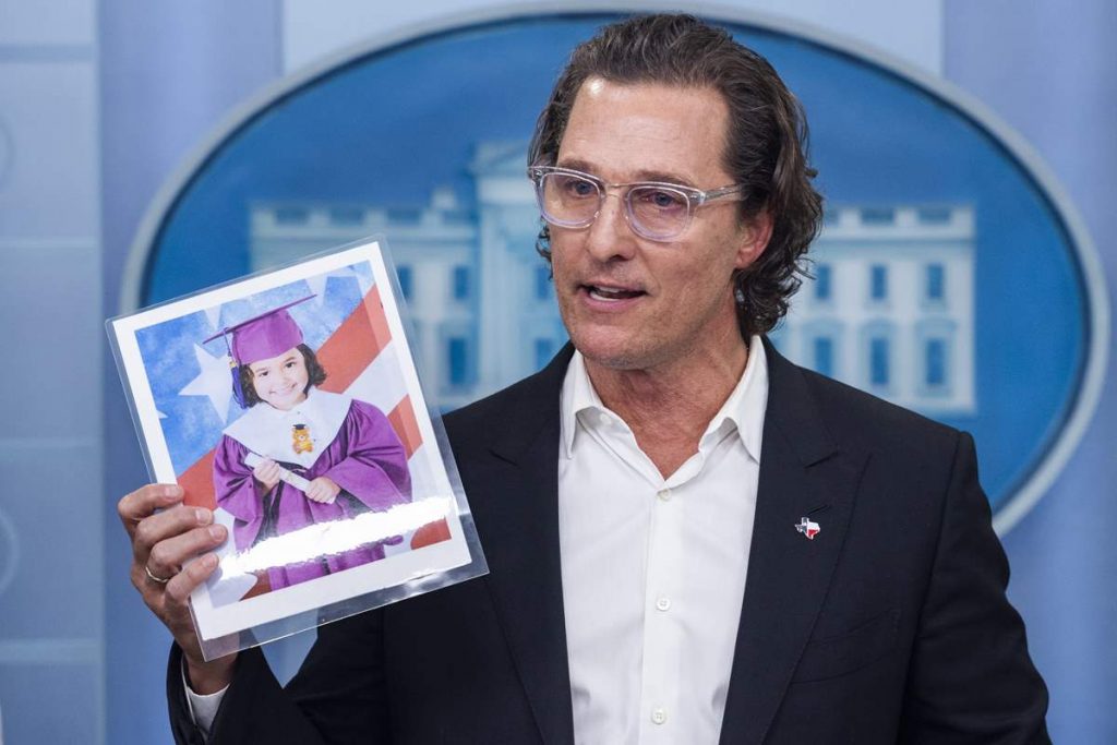 Matthew McConaughey, az Oscar-díjas színész fagyvertulajdonosként fordult a nyilvánossághoz MTI/EPA/Jim Lo Scalzo