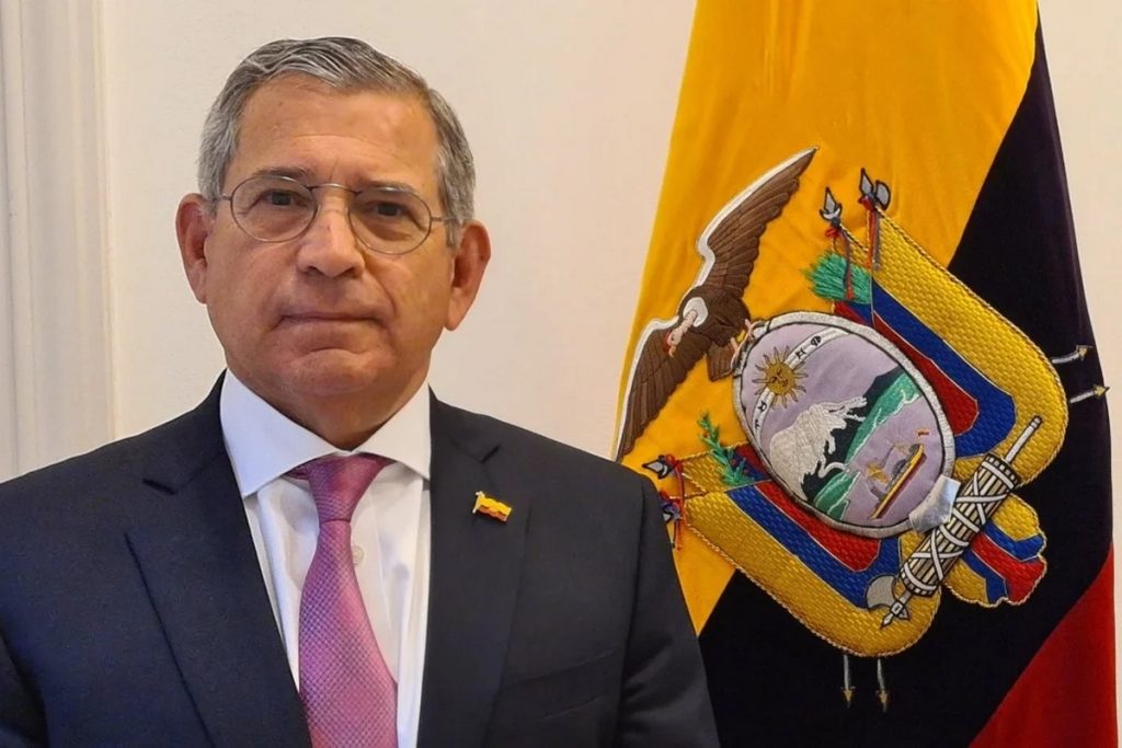 José Luis Salazar ecuadori nagykövet