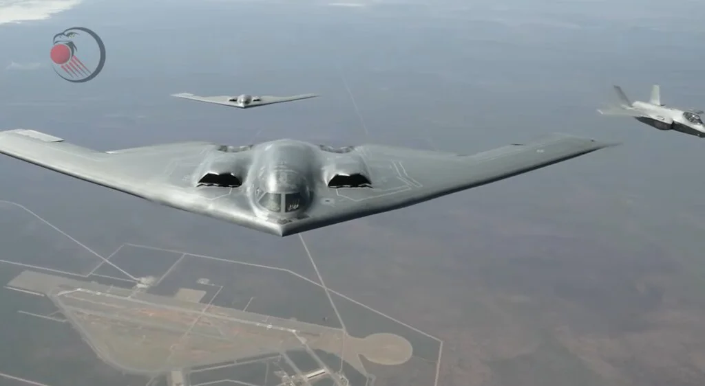Amerika B-2-es lopakodó nukleáris bombázókat küldött