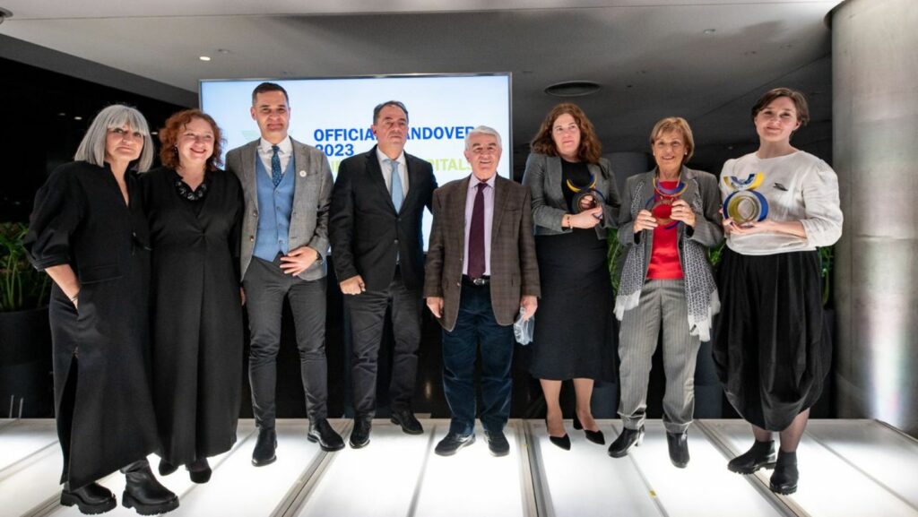 Veszprém átvette a Európa Kulturális Fővárosa 2023 díjat Athénban - John Stathis Fotográfus