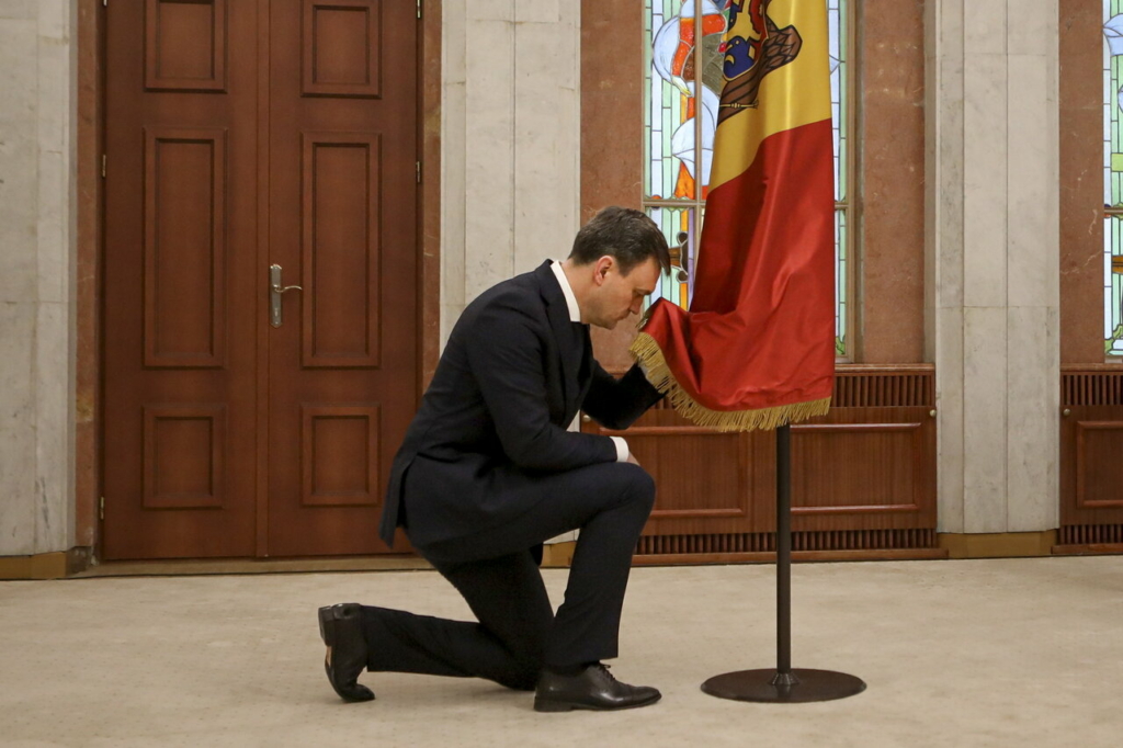 moldova miniszerelnök beiktatás Dorin Recean
