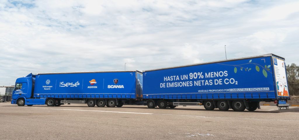 dupla nyerges vontató