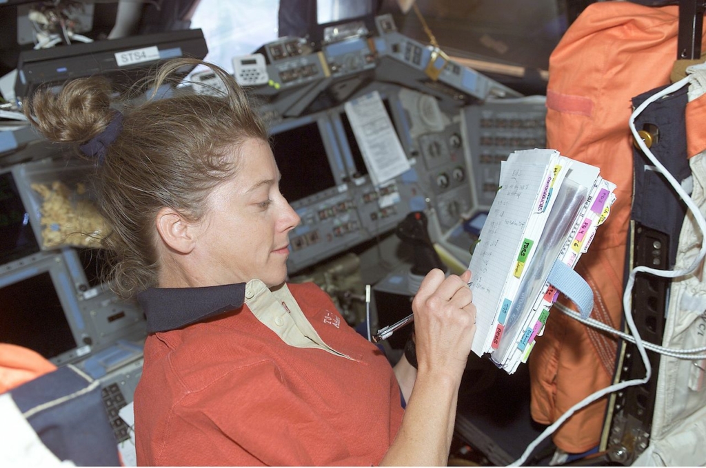 pamela melroy nasa űrtoll írás