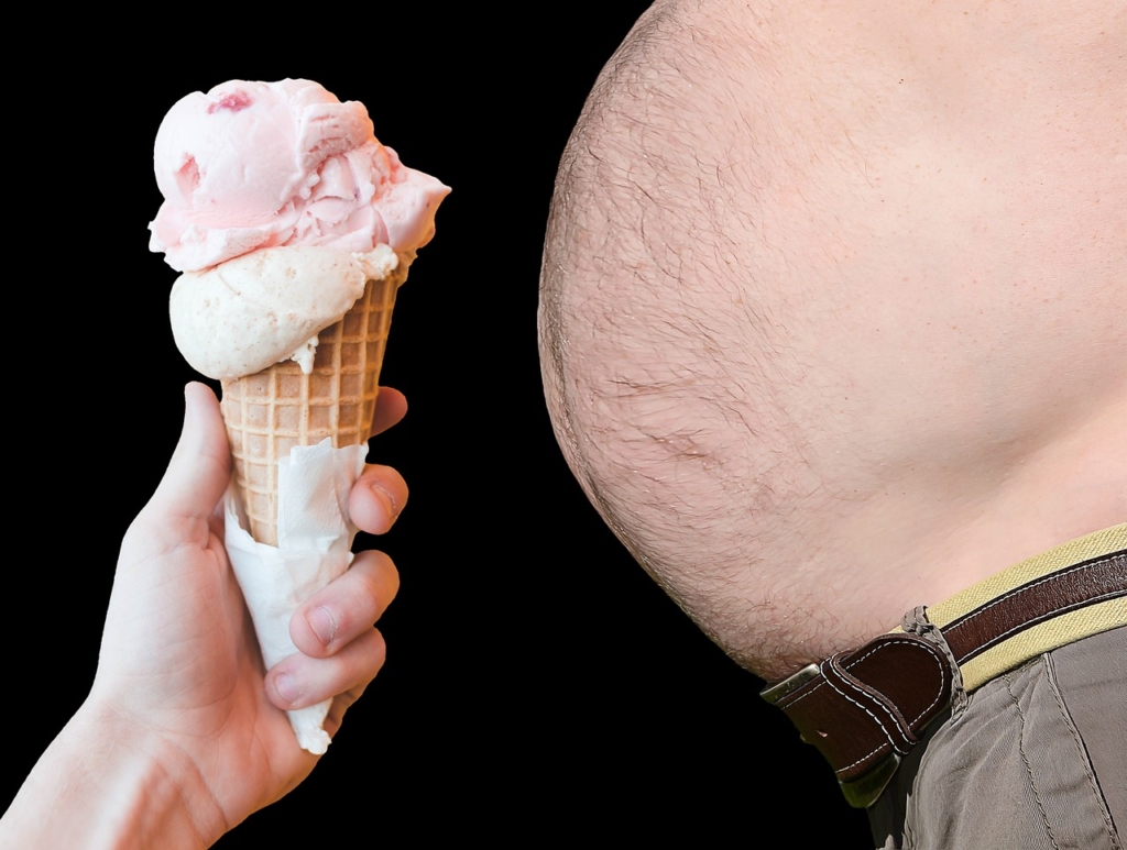 túlsúlyos kövér