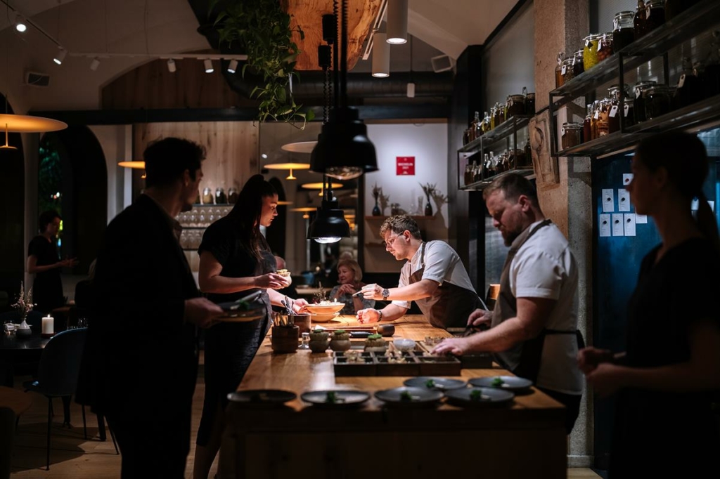 salt budapest