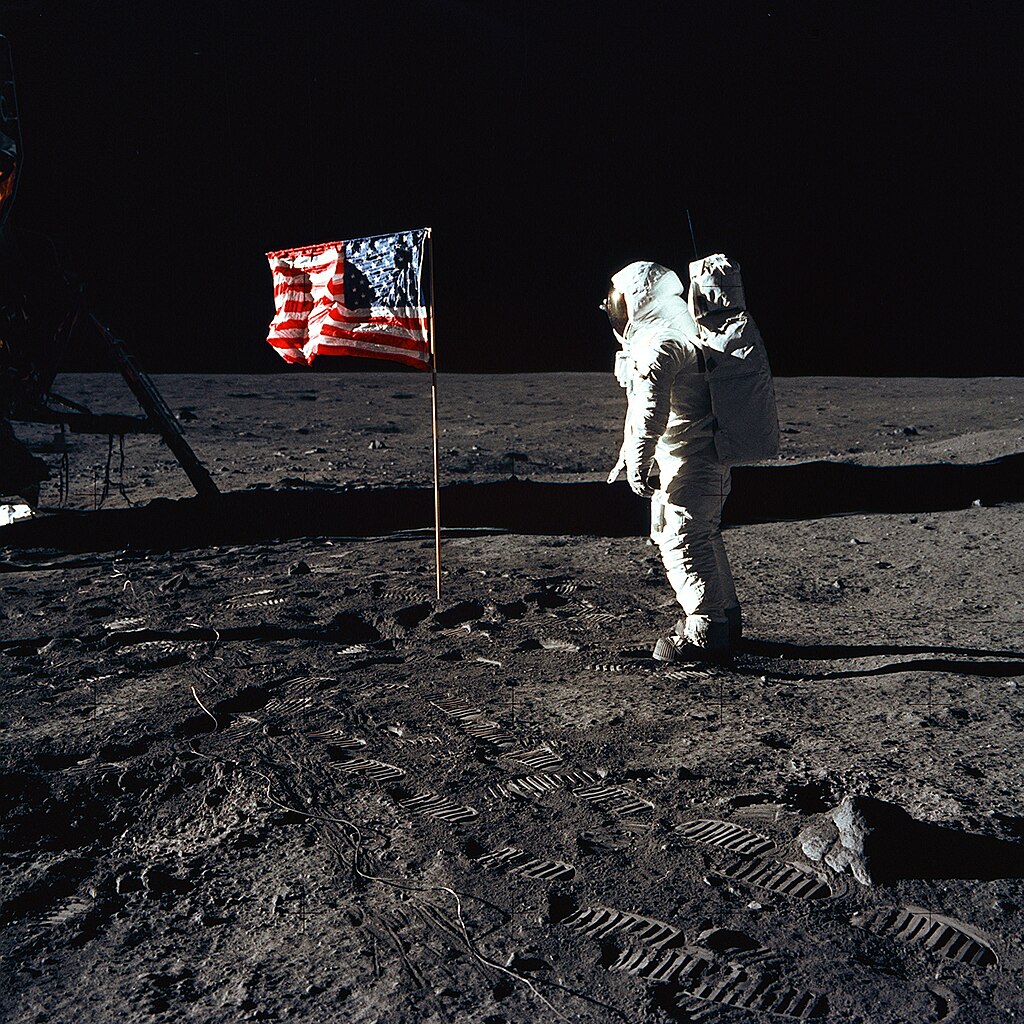 Buzz Aldrin az amerikai zászlóval Hold bizonyíték teknős