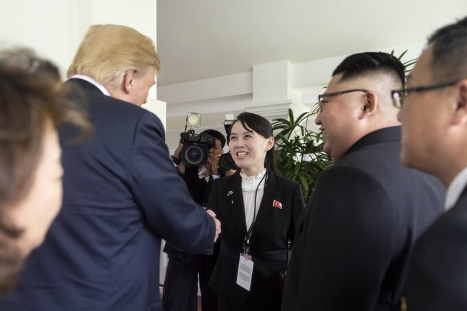 Kim Yo Jong nő