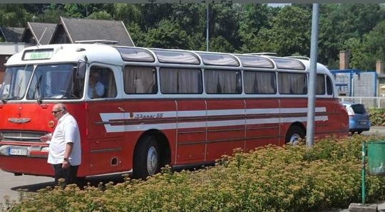 Faros Ikarus 55 retró buszok