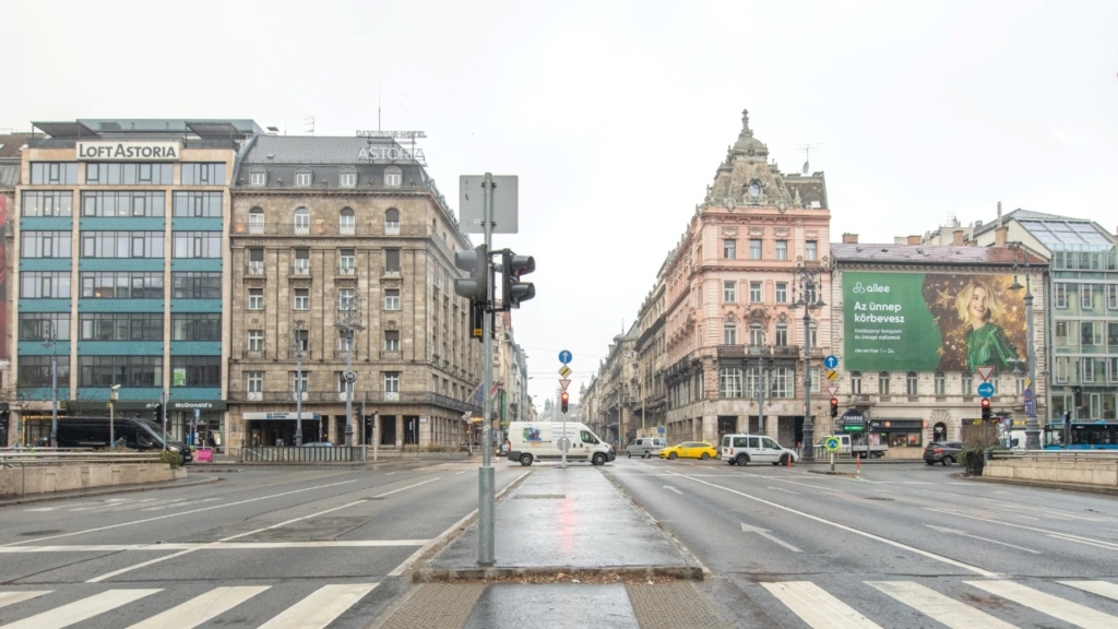 Astoria felújítás BKK