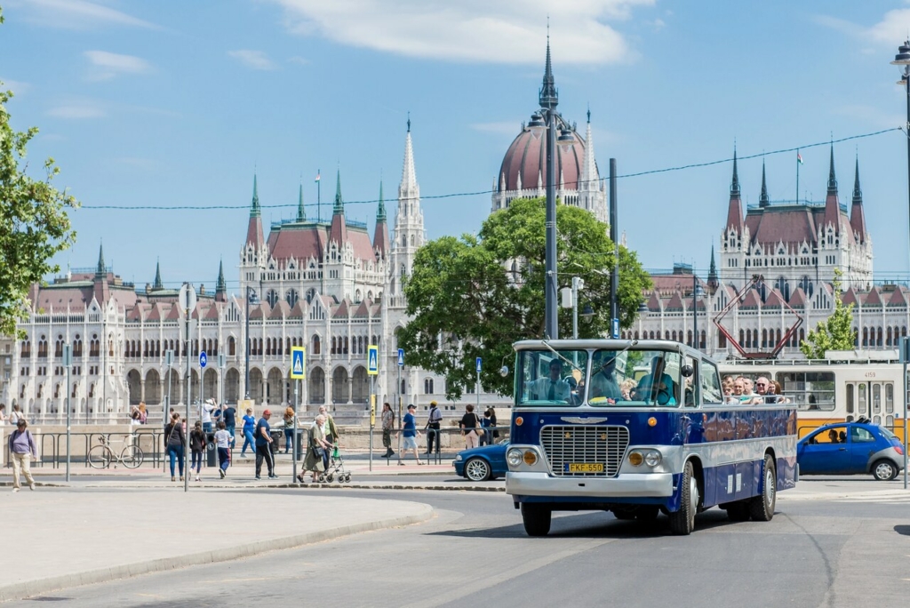BKK nosztalgia járatok augusztus (1)