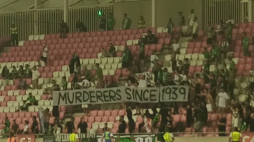 Izraeli szurkolói molinó Debrecenben