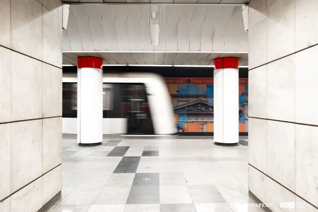Metró éjjel BKK