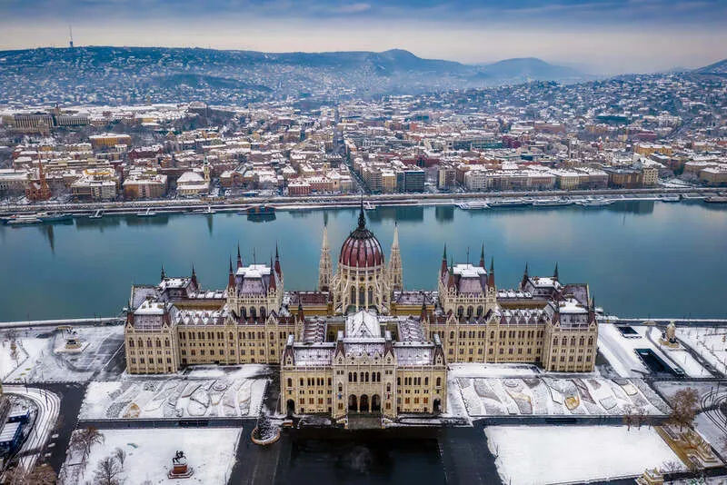 hideg-budapest-havazas-ho