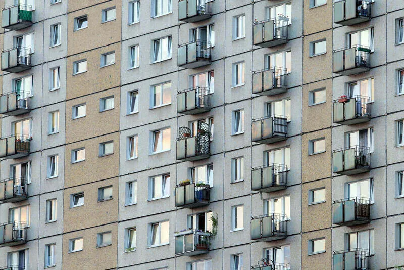 tömbház magasház toronyház panel