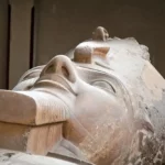 Egyiptom II. Ramszesz fáraó régészet szobor