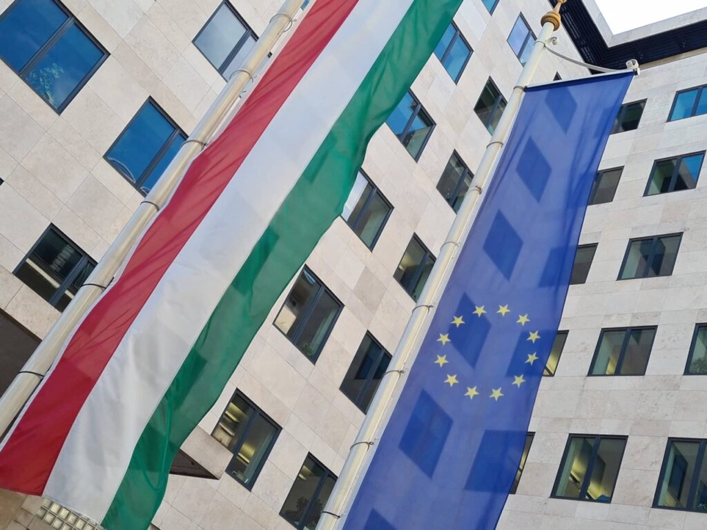 eu magyar zászló